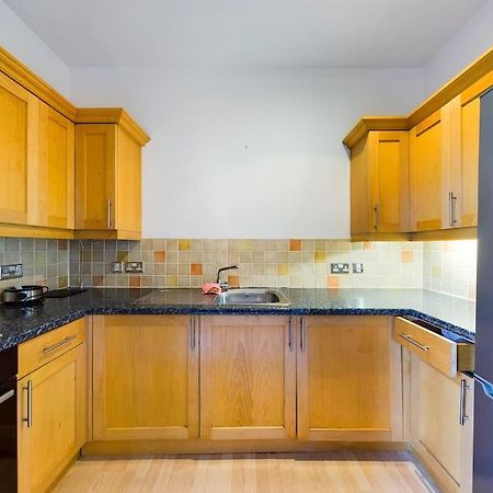 Luxury Apartment เชลเทนแฮม ภายนอก รูปภาพ